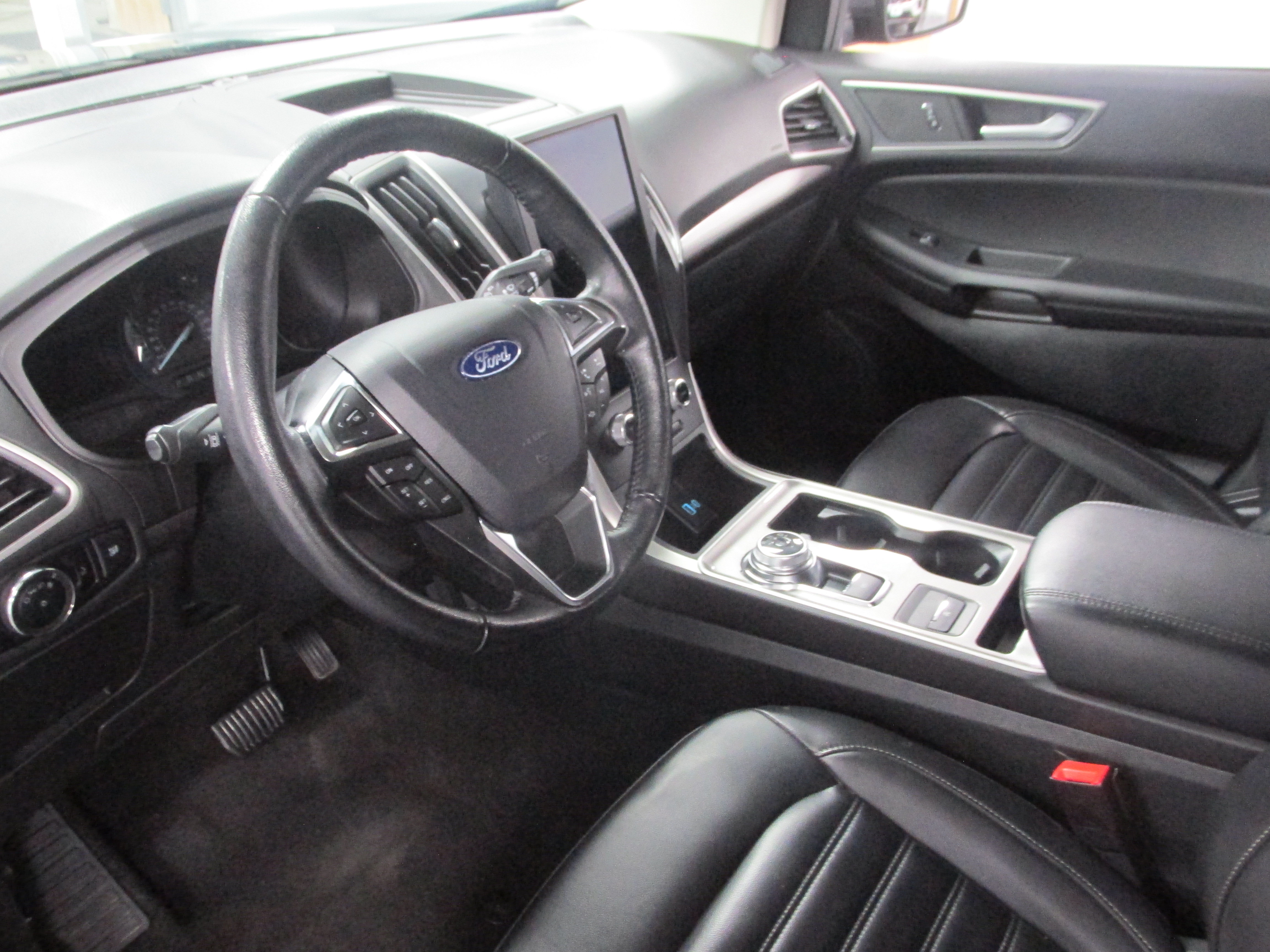 Used 2024 Ford Edge SEL AWD/4WD image 23