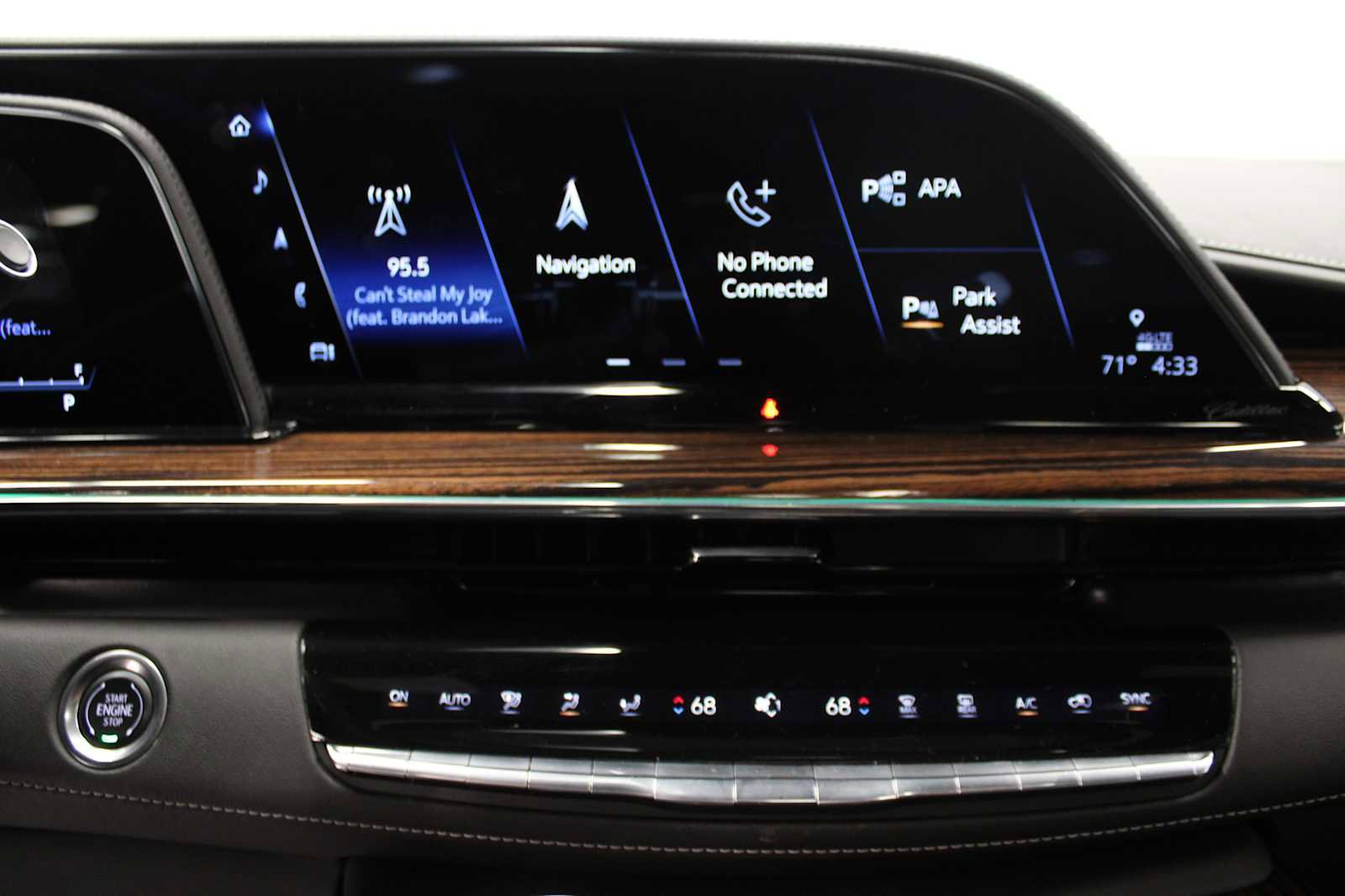 Certified 2024 Cadillac Escalade ESV Premium Luxury w/ LPO, Floor Liner Package image 36