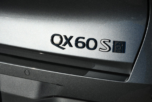 Certified 2026 INFINITI QX60 Sport w/ Dark Cargo Package AWD/4WD image 26