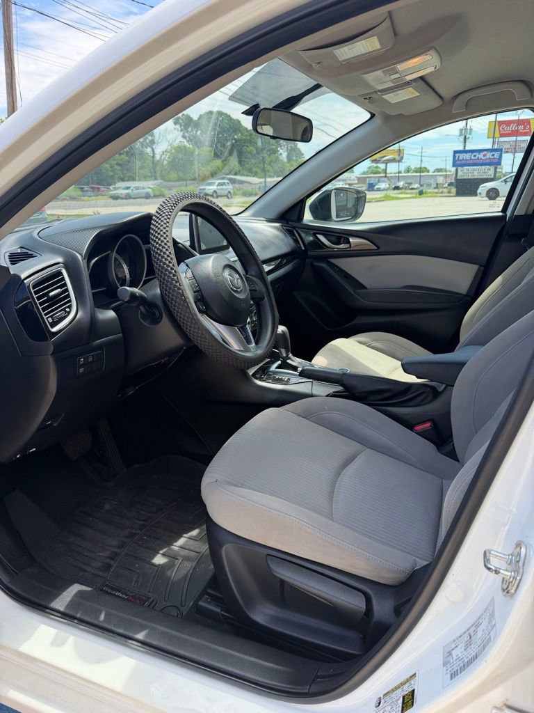 Used 2016 MAZDA MAZDA3 i Sport w/ Preferred Equipment Package image 10