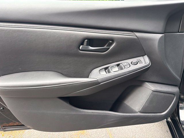 Used 2025 Nissan Sentra S FWD image 9