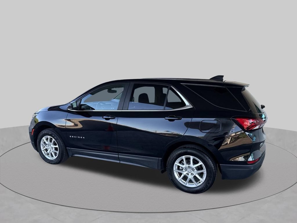 Used 2024 Chevrolet Equinox LT FWD image 4