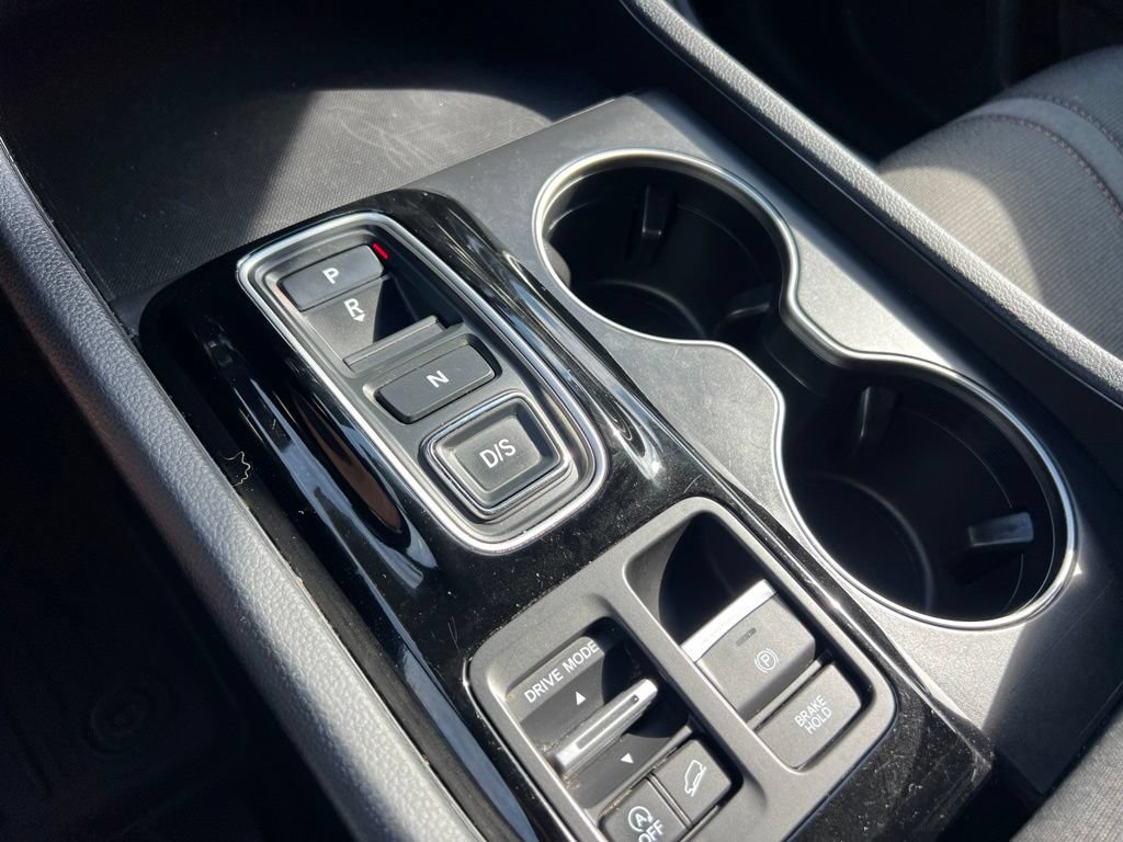 Used 2024 Honda Pilot Sport image 14