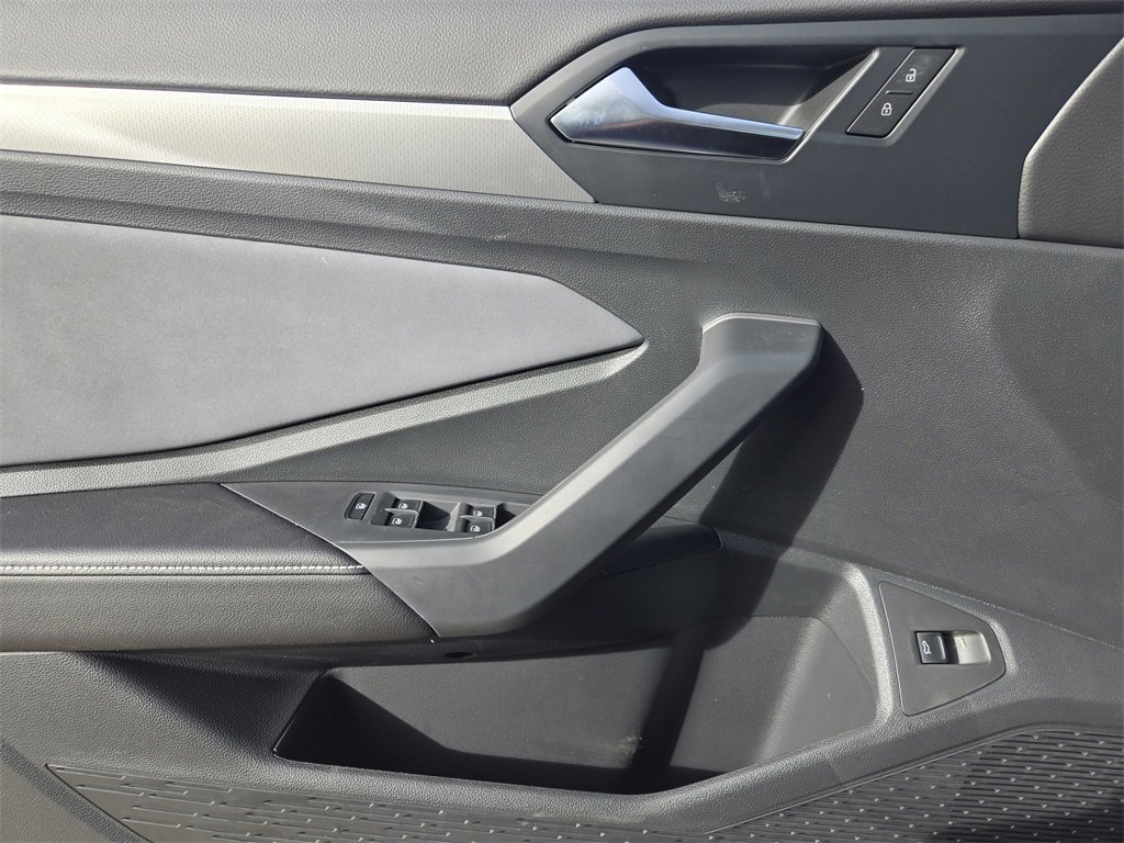 New 2026 Volkswagen Jetta SE image 17