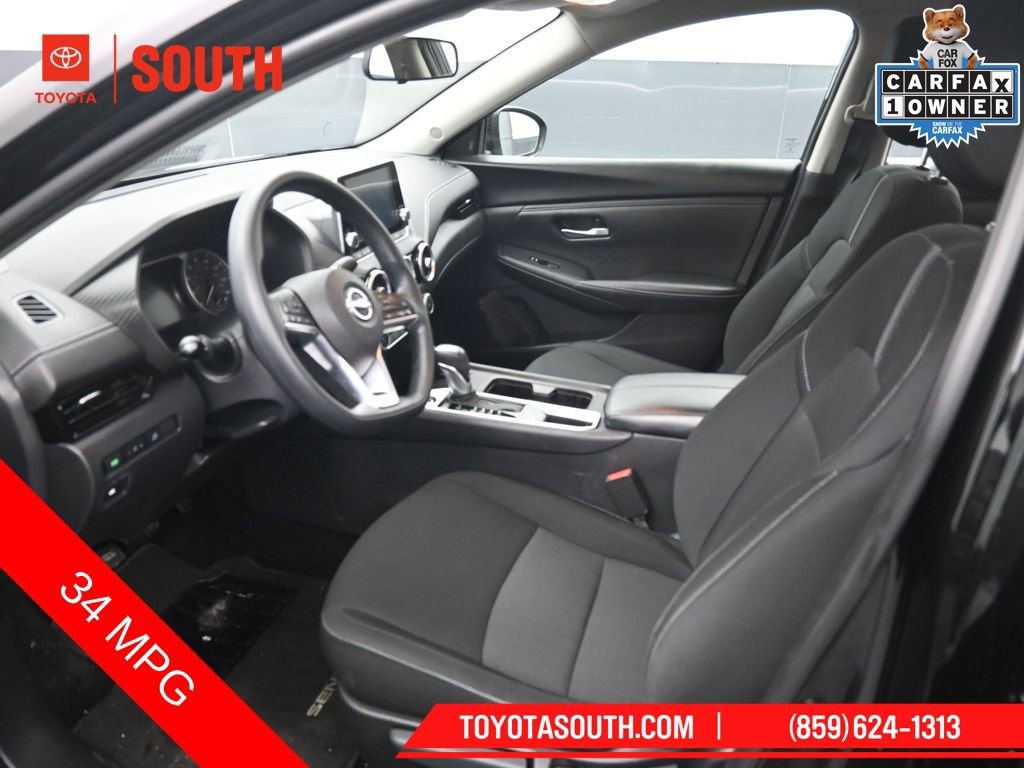 Used 2025 Nissan Sentra SV image 9
