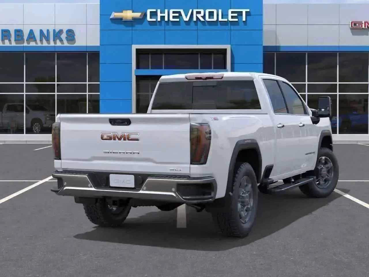 New 2026 GMC Sierra 2500 SLT AWD/4WD image 4