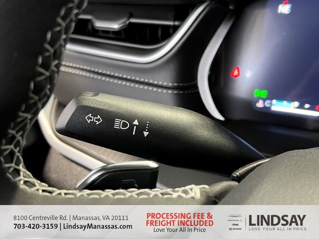 New 2025 Jeep Grand Cherokee Laredo image 35