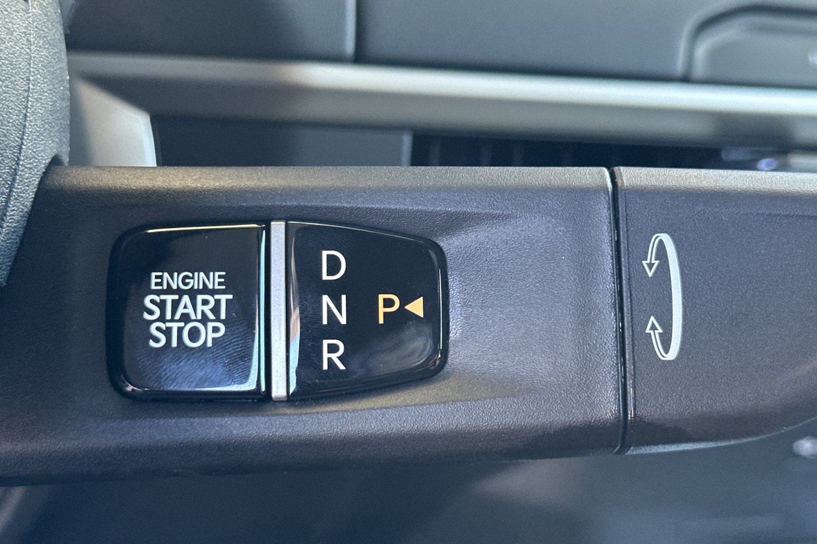 New 2027 Kia Telluride EX w/ Towing Package FWD image 23