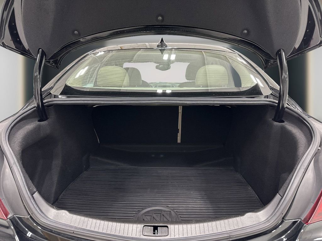 Used 2016 Buick Regal FWD image 11