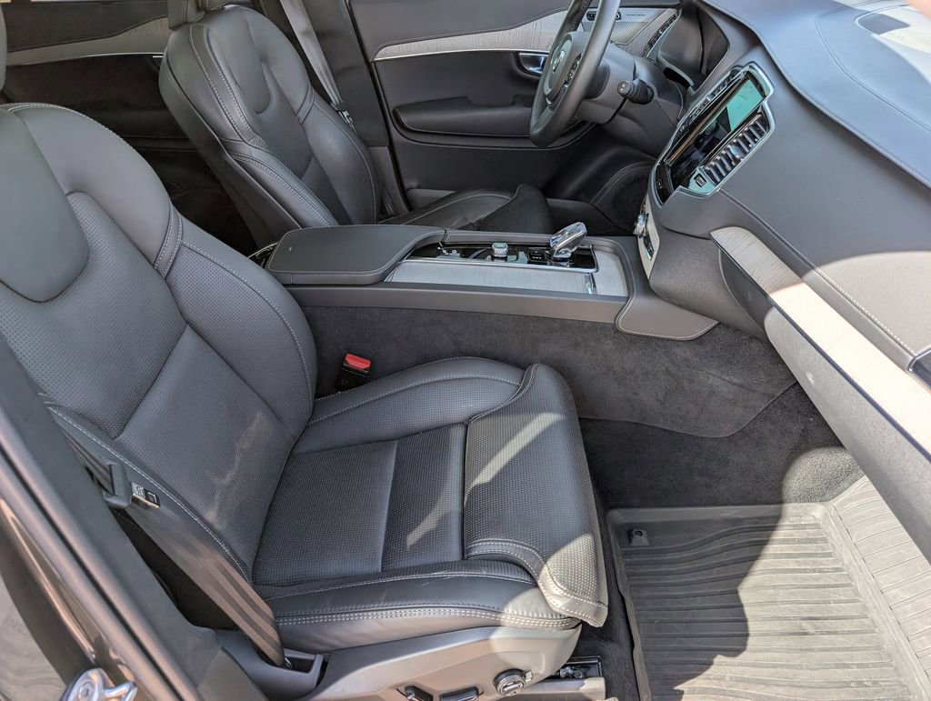 Used 2024 Volvo XC90 B6 Ultimate image 10