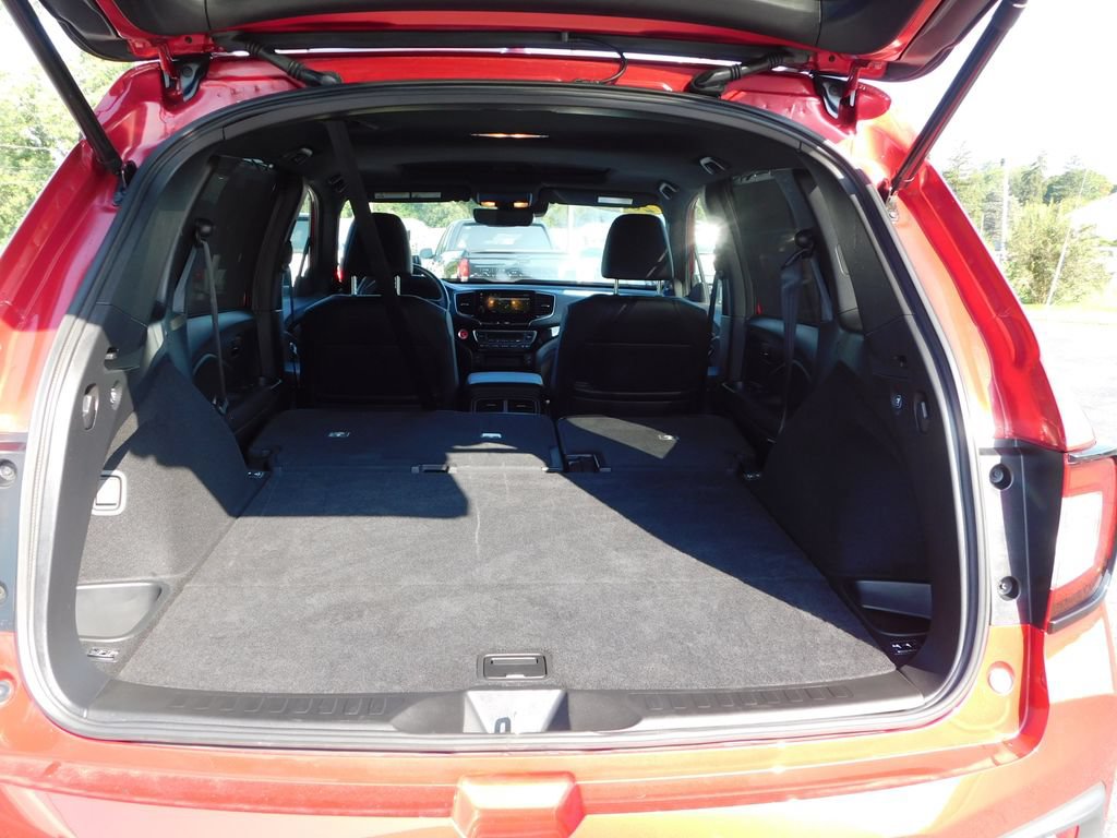 Used 2025 Honda Passport Black Edition image 28