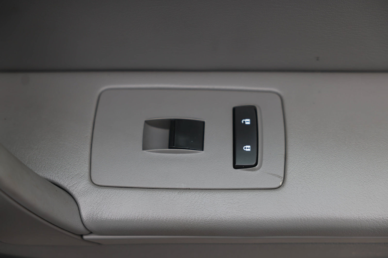 Used 2016 Chevrolet Traverse LS FWD image 11
