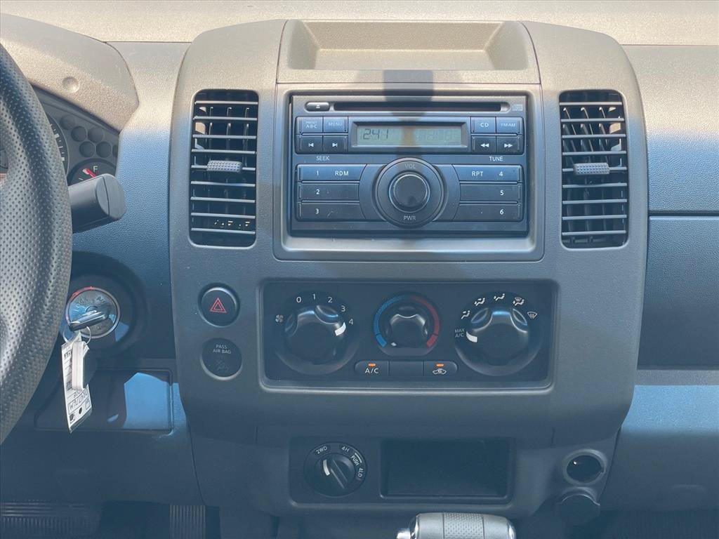Used 2008 Nissan Frontier SE w/ Tow Hitch Pkg AWD/4WD image 14