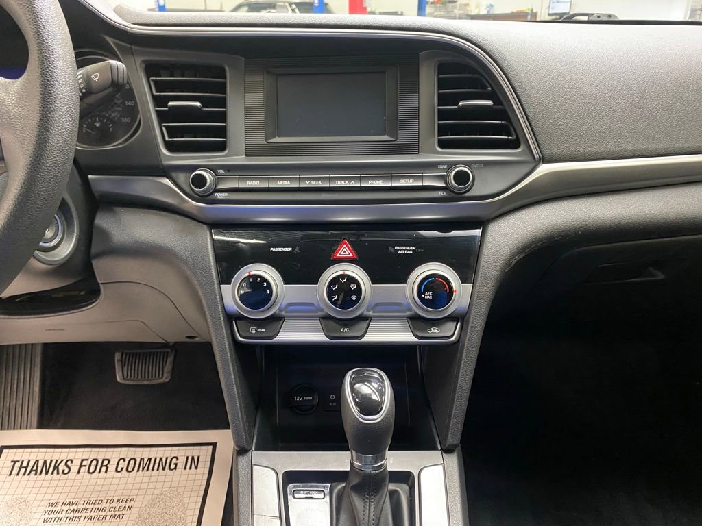 Used 2019 Hyundai Elantra SE w/ Cargo Package image 28