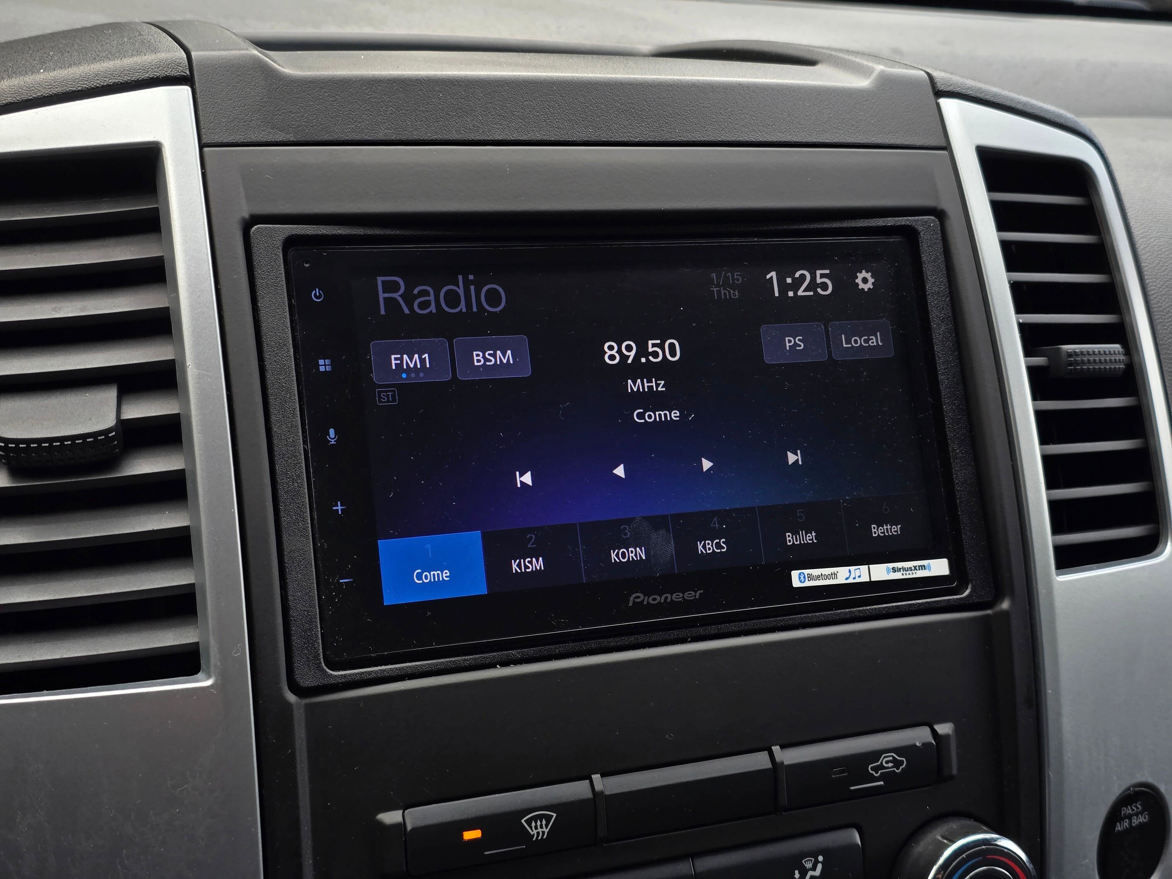 Used 2011 Nissan Frontier SV image 27