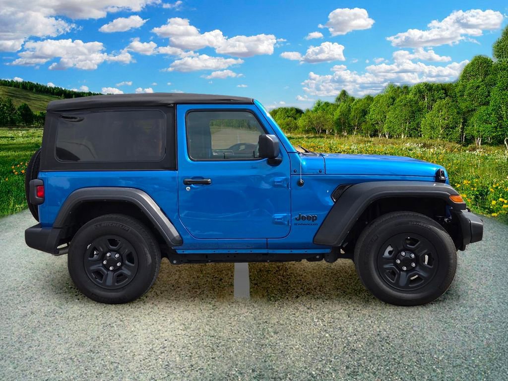 Used 2023 Jeep Wrangler Sport AWD/4WD image 7