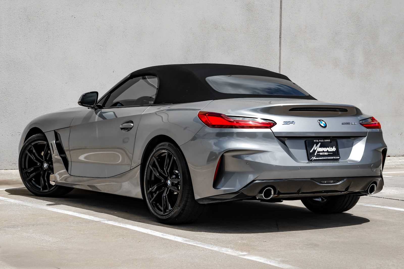 Used 2024 BMW Z4 sDrive30i w/ Convenience Package RWD image 20