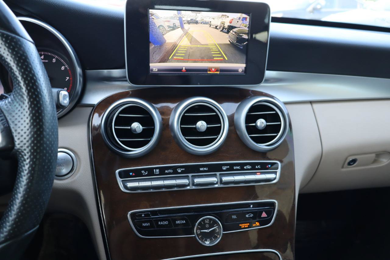Used 2017 Mercedes-Benz C 300 Sedan image 22