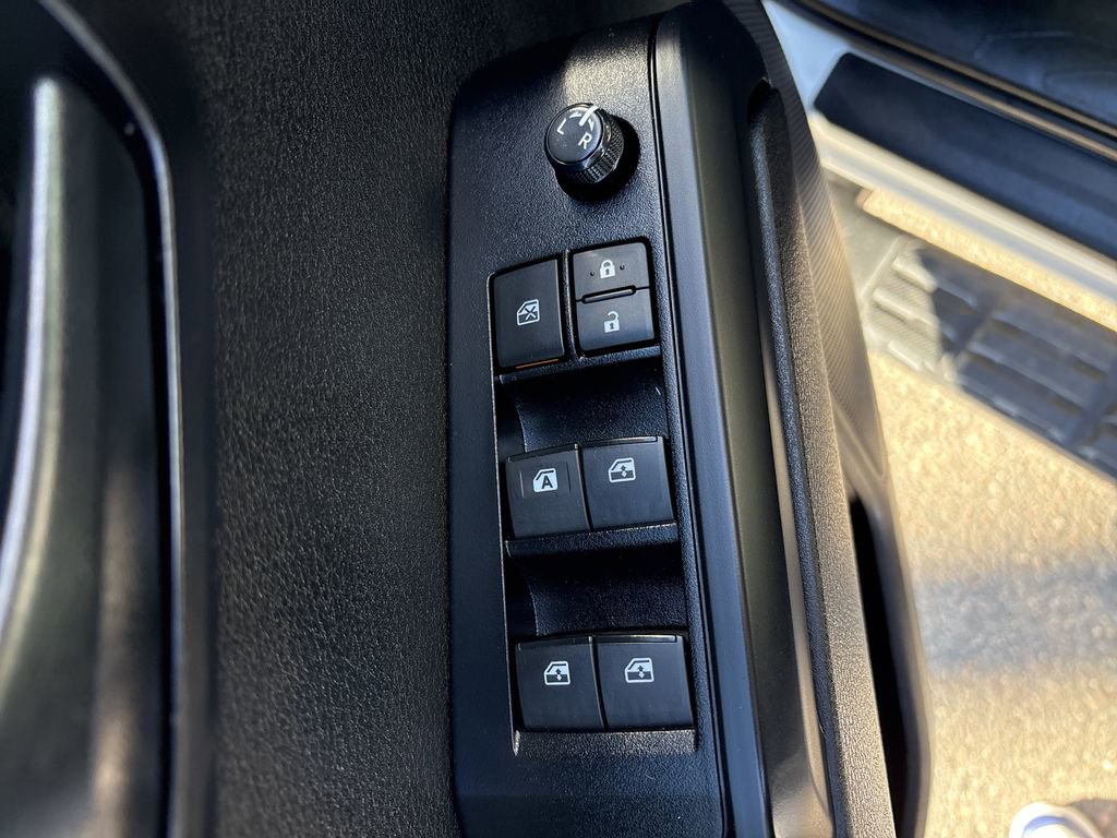 Used 2023 Toyota Tacoma SR image 11