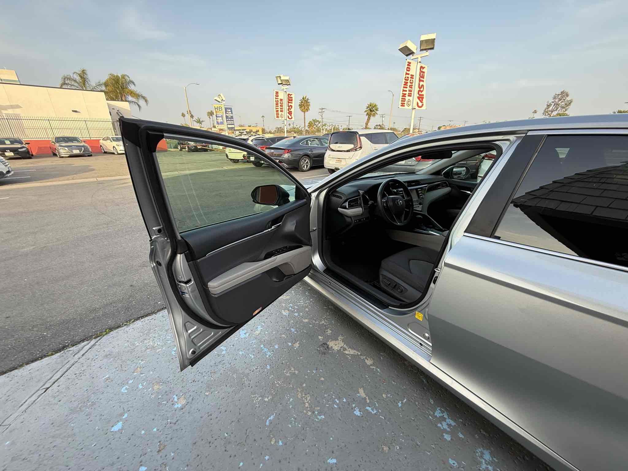 Used 2019 Toyota Camry LE image 76