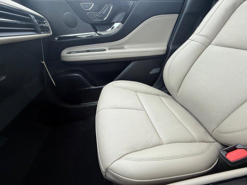 New 2026 Lincoln Corsair Grand Touring image 14