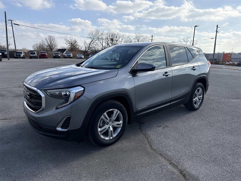 Used 2021 GMC Terrain SLE w/ LPO, Floor Liner Package image 2