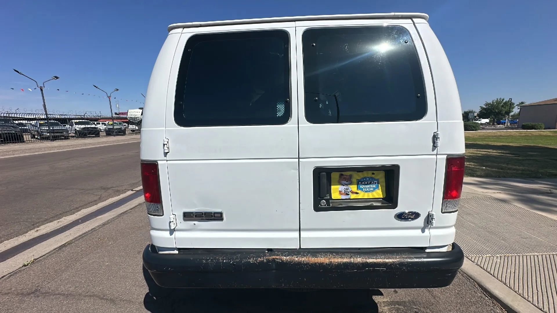 Used 2008 Ford E-250 and Econoline 250 RWD image 3