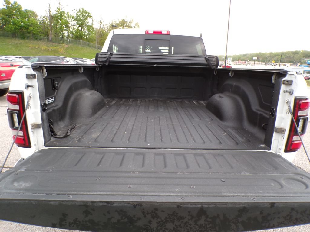 Used 2021 RAM 2500 Laramie w/ Night Edition AWD/4WD image 6