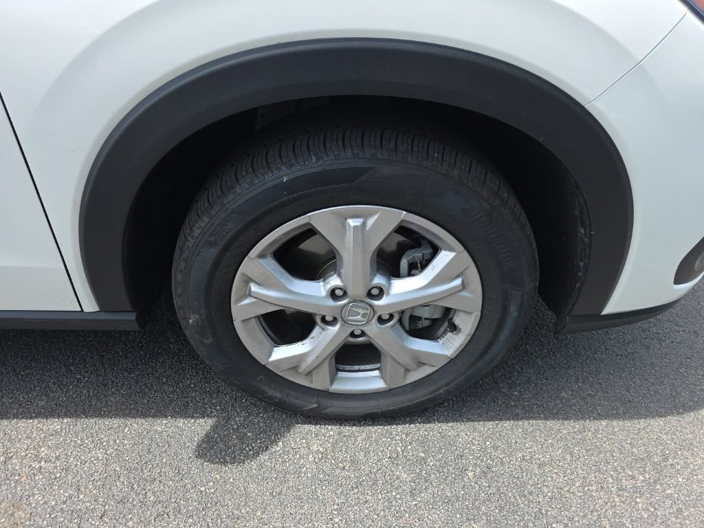 Used 2025 Honda HR-V LX image 9