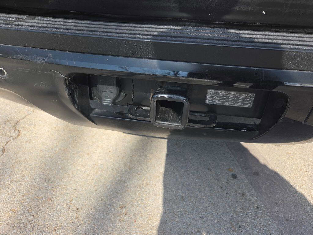 Used 2012 GMC Yukon XL SLT w/ SLT-2 Equipment Package image 20