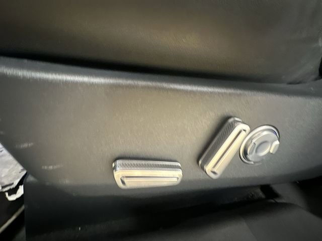 Used 2024 Lincoln Nautilus Reserve image 15