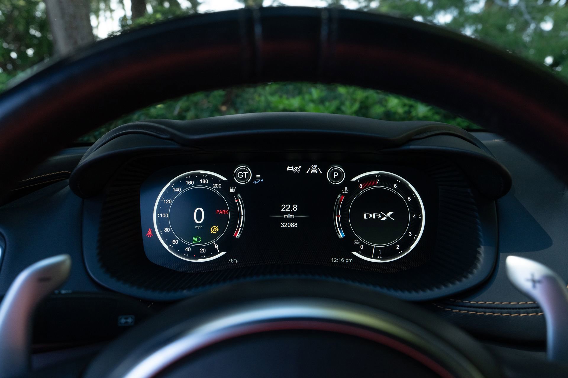 Used 2021 Aston Martin DBX AWD/4WD image 12