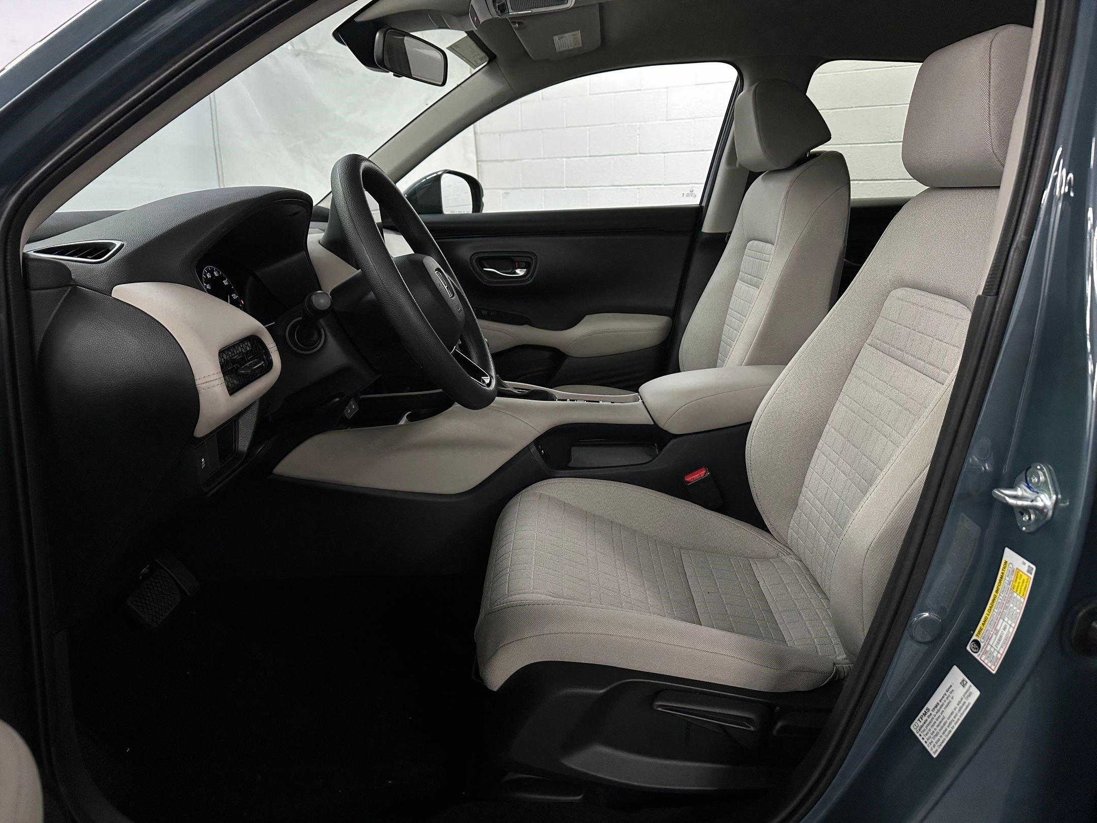 New 2026 Honda HR-V LX image 5