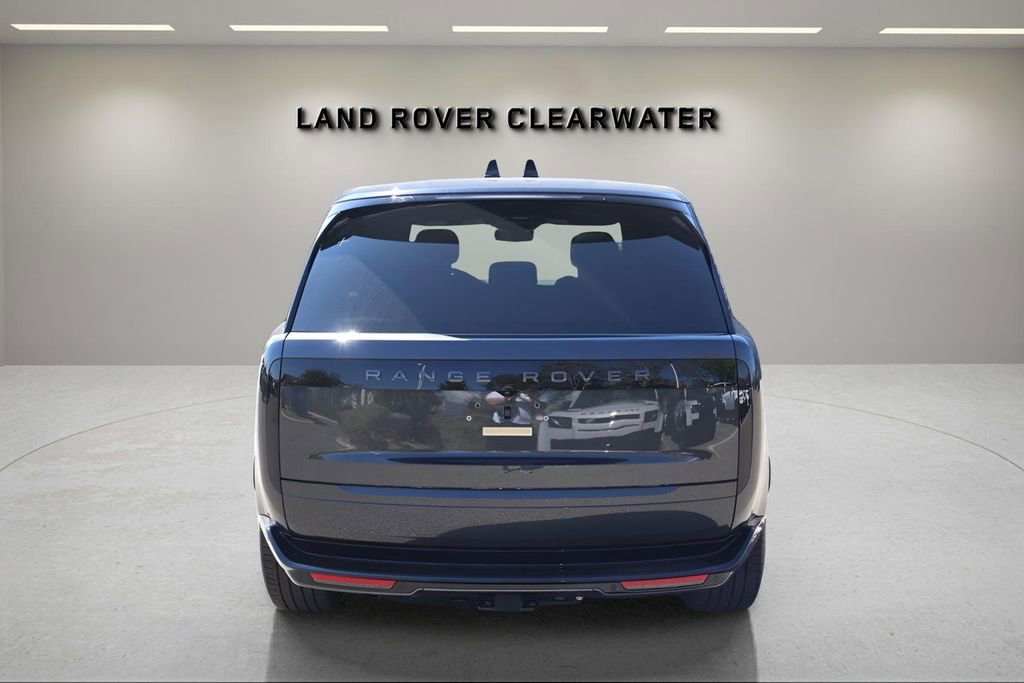 New 2026 Land Rover Range Rover Long Wheelbase SE image 4