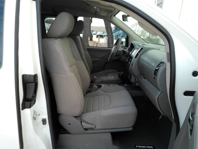 Used 2021 Nissan Frontier S image 20