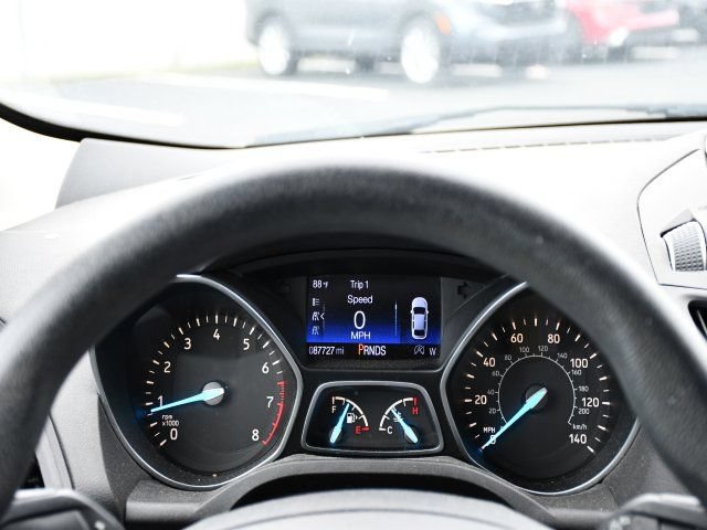 Used 2017 Ford Escape SE AWD/4WD image 25