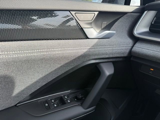 New 2026 Volkswagen Tiguan S image 17