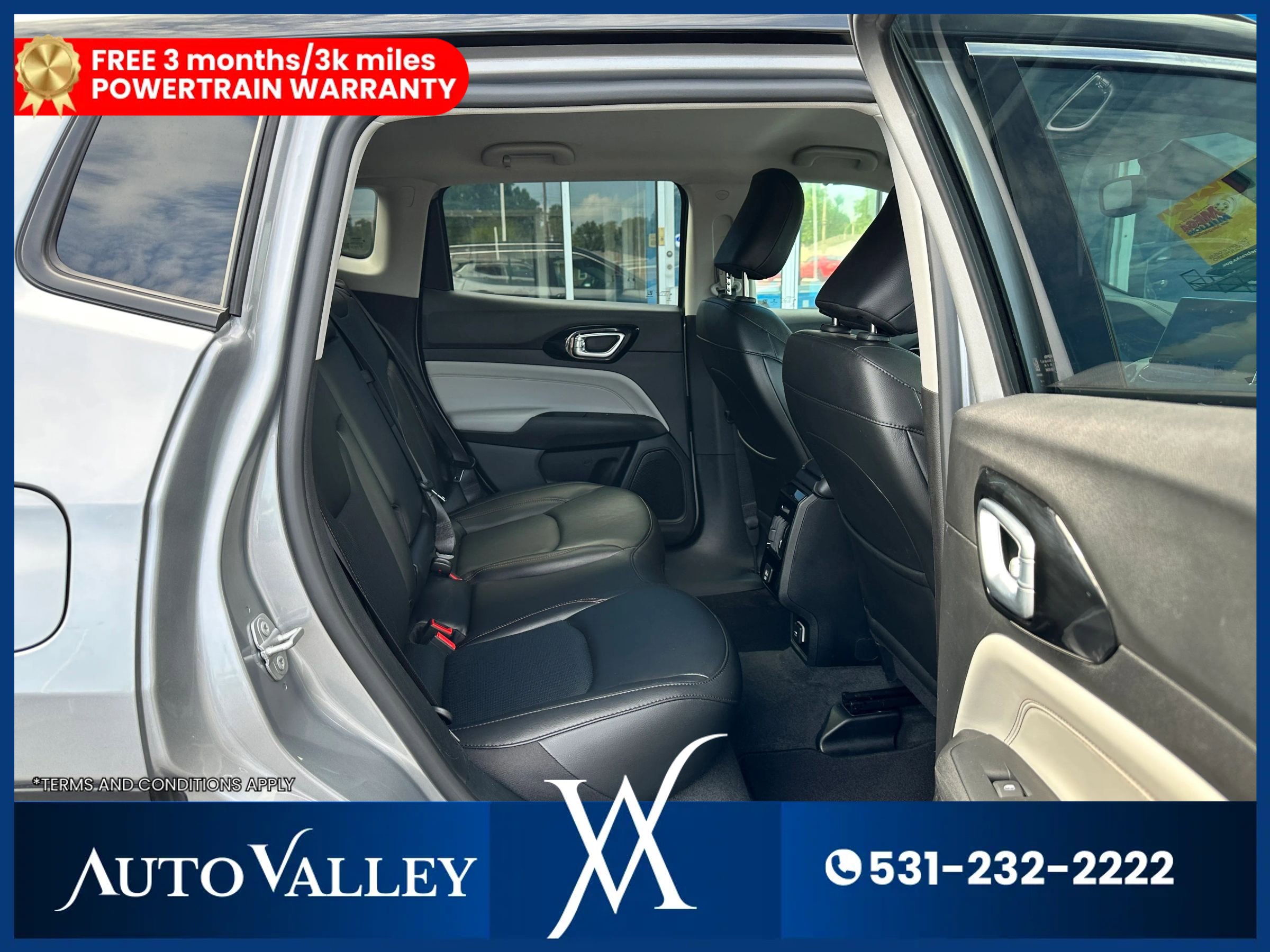 Used 2022 Jeep Compass Limited image 31