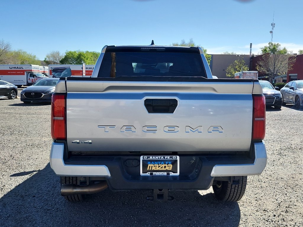 Used 2024 Toyota Tacoma SR5 AWD/4WD image 7