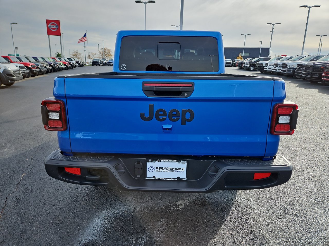 New 2026 Jeep Gladiator Sport AWD/4WD image 6