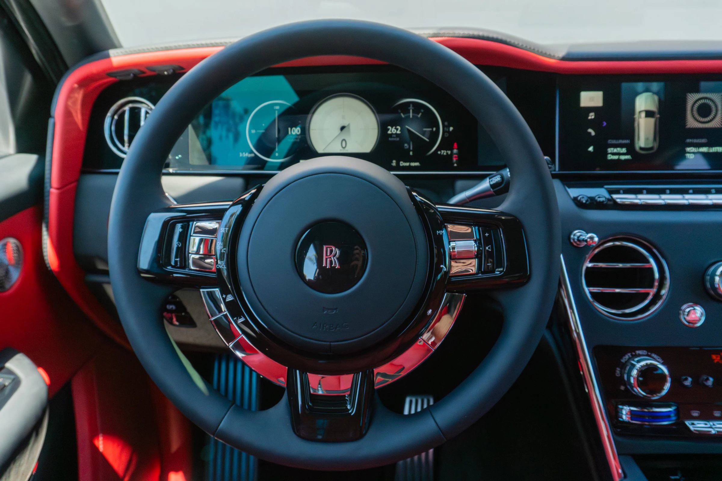 Used 2026 Rolls-Royce Cullinan AWD/4WD image 87