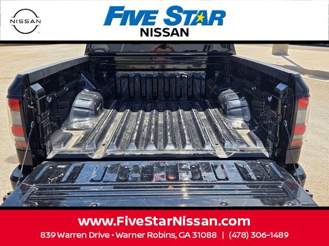 Used 2024 Nissan Frontier SV RWD image 12