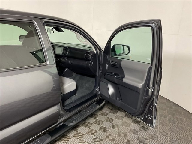 Used 2022 Toyota Tacoma SR image 31