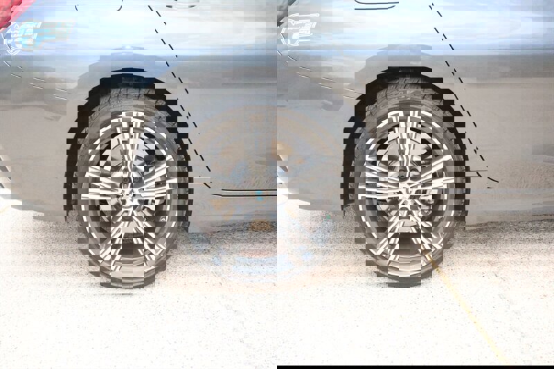 Used 2021 BMW 330e w/ Convenience Package image 20