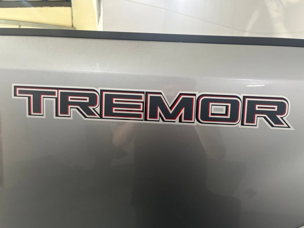 Used 2021 Ford F250 Platinum w/ Tremor Off-Road Package AWD/4WD image 47