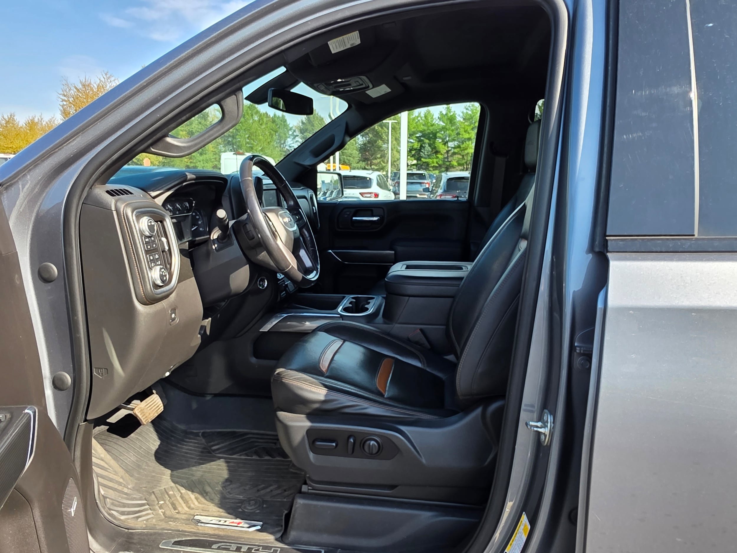 Used 2020 GMC Sierra 1500 AT4 w/ AT4 Premium Package AWD/4WD image 19