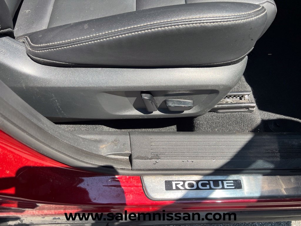 Certified 2023 Nissan Rogue SL AWD/4WD image 26