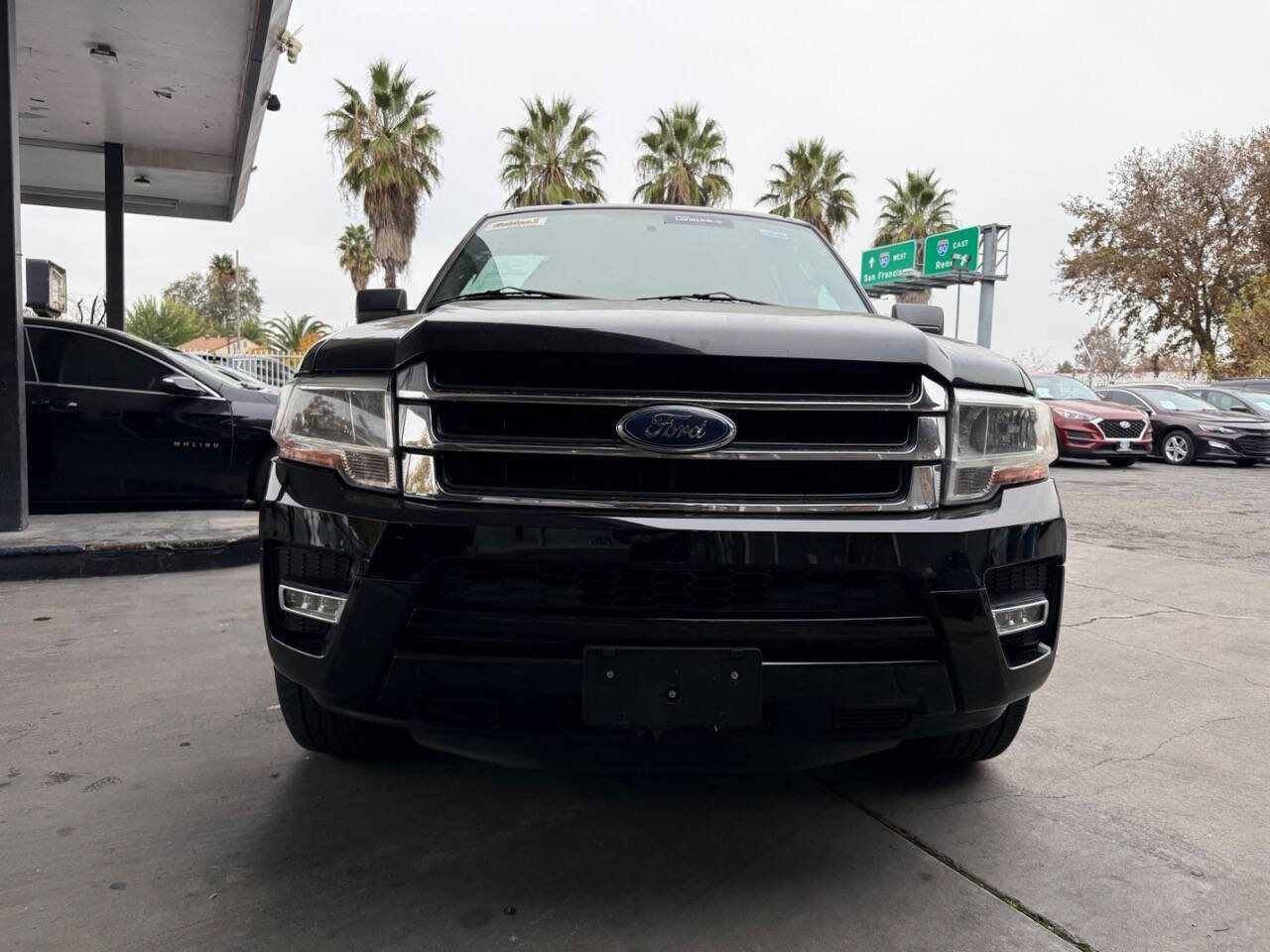 Used 2017 Ford Expedition EL XLT RWD image 9