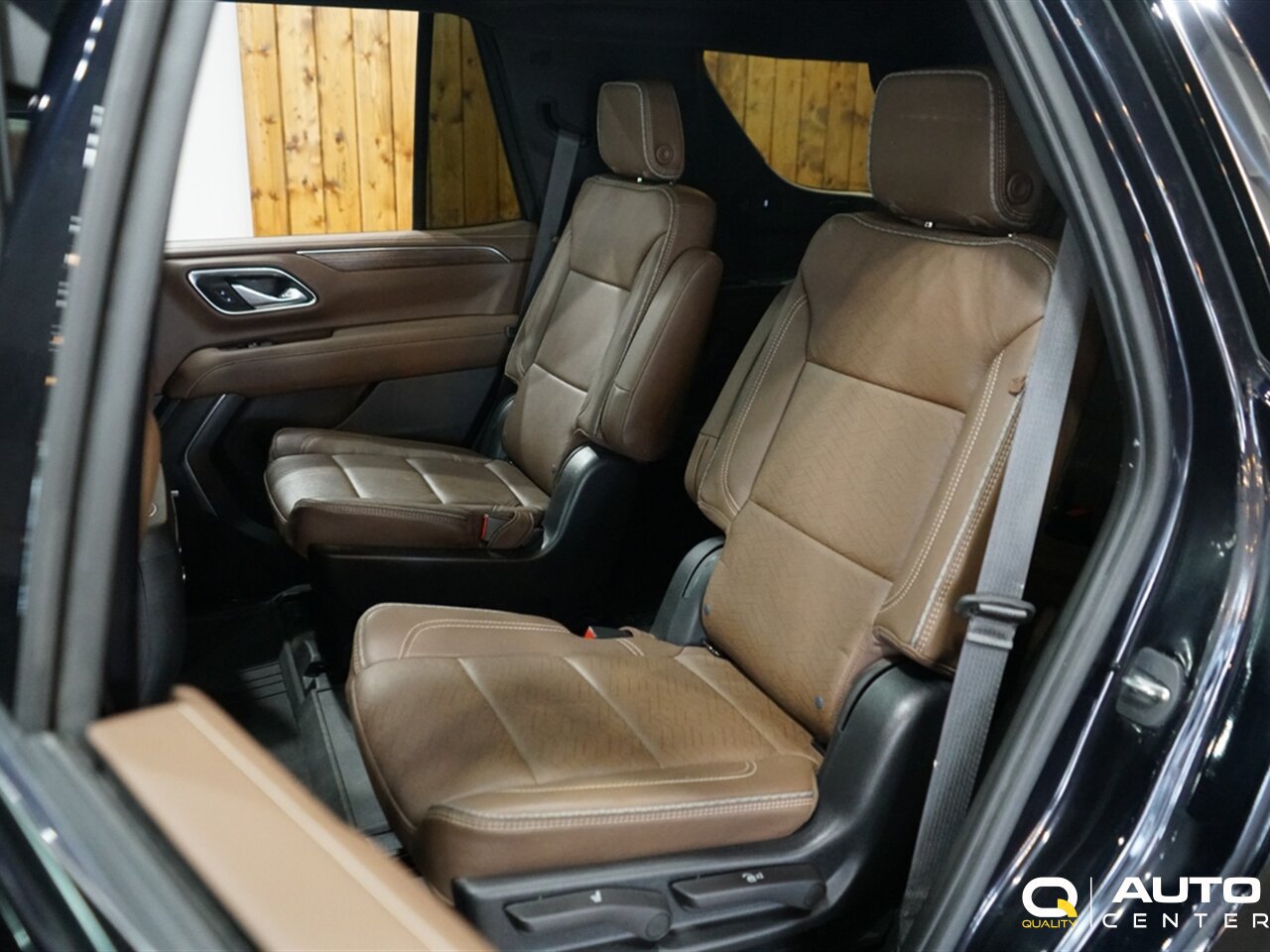 Used 2023 Chevrolet Tahoe High Country AWD/4WD image 30