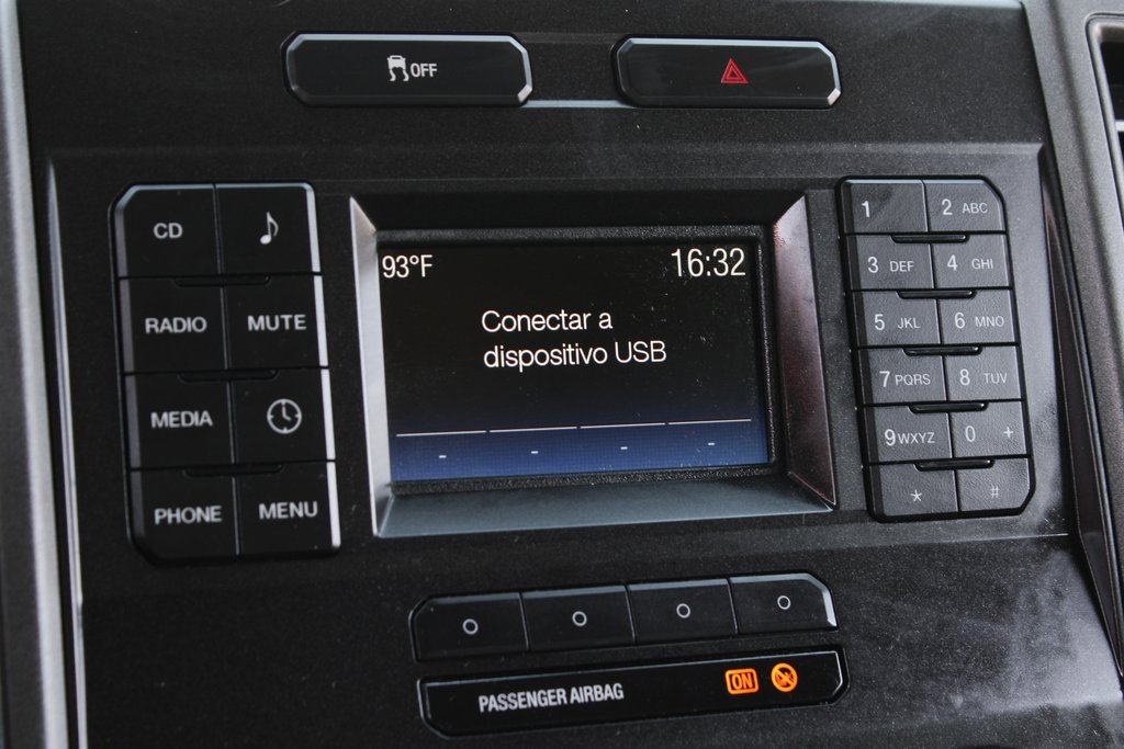 Used 2018 Ford F450 XL w/ Trailer Tow Package image 31